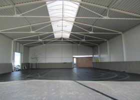 montovaná výrobní hala s podezdívkou ve Střelicích, okr. Brno, Betonové jímky s.r.o. II