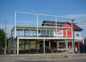 Montovaná skladová hala s administrativním a prodejním centrem firmy Prekos v Zelinkovicích - Frýdek - Místek I