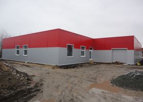 Výrobní montovaná hala BISON v Nesvačilcích u Brna.