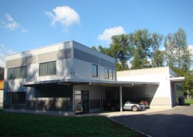 výrobní haly Beryl BK s.r.o. s administrativou v Černé Hoře u Blanska