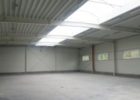 Skladová montovaná hala  ESAS ve Valašském Meziříčí II