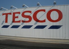 montovaná ocelová prodejní hala TESCO STORES ČR a.s. , Zubří I