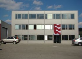 skladové montované haly s administrativní budovou D.TRI spol. s r.o. v Kuřimi