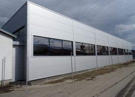 Aluminium Mould Production a.s., výrobní montovaná hala