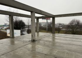 Skladová hala pro podlahové centrum Olomouc od HAK PROFI