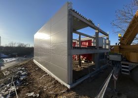 Skladová hala pro podlahové centrum Olomouc