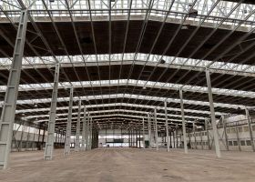 Montovaná hala se světlíky a prosvětlením