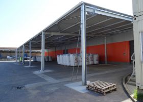 montovaný ocelový přístřešek REC Group