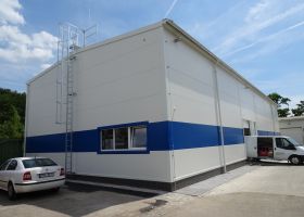 exteriér montované haly FORM THERMIT v Brně