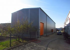 Skladová montovaná ocelová hala ve Zlín - Malenovicích, FLEXFOL TRADE Zlín Malenovice II